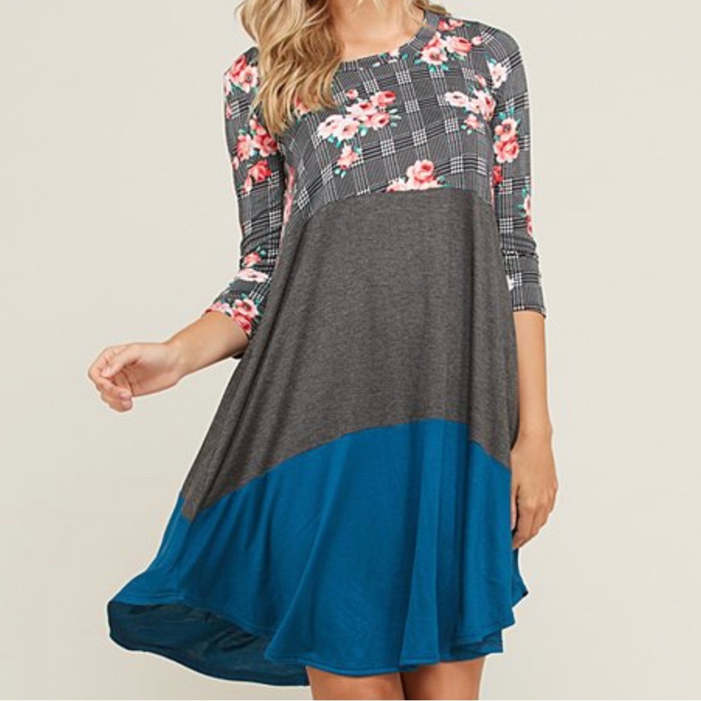 FRUMOS Black & Blush Floral Plaid & Color Block Tunic Dress - Sizes:  S M 1X